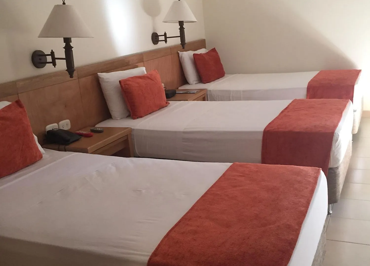 ***  Hotel Be La Sierra Santa Marta  Colombia